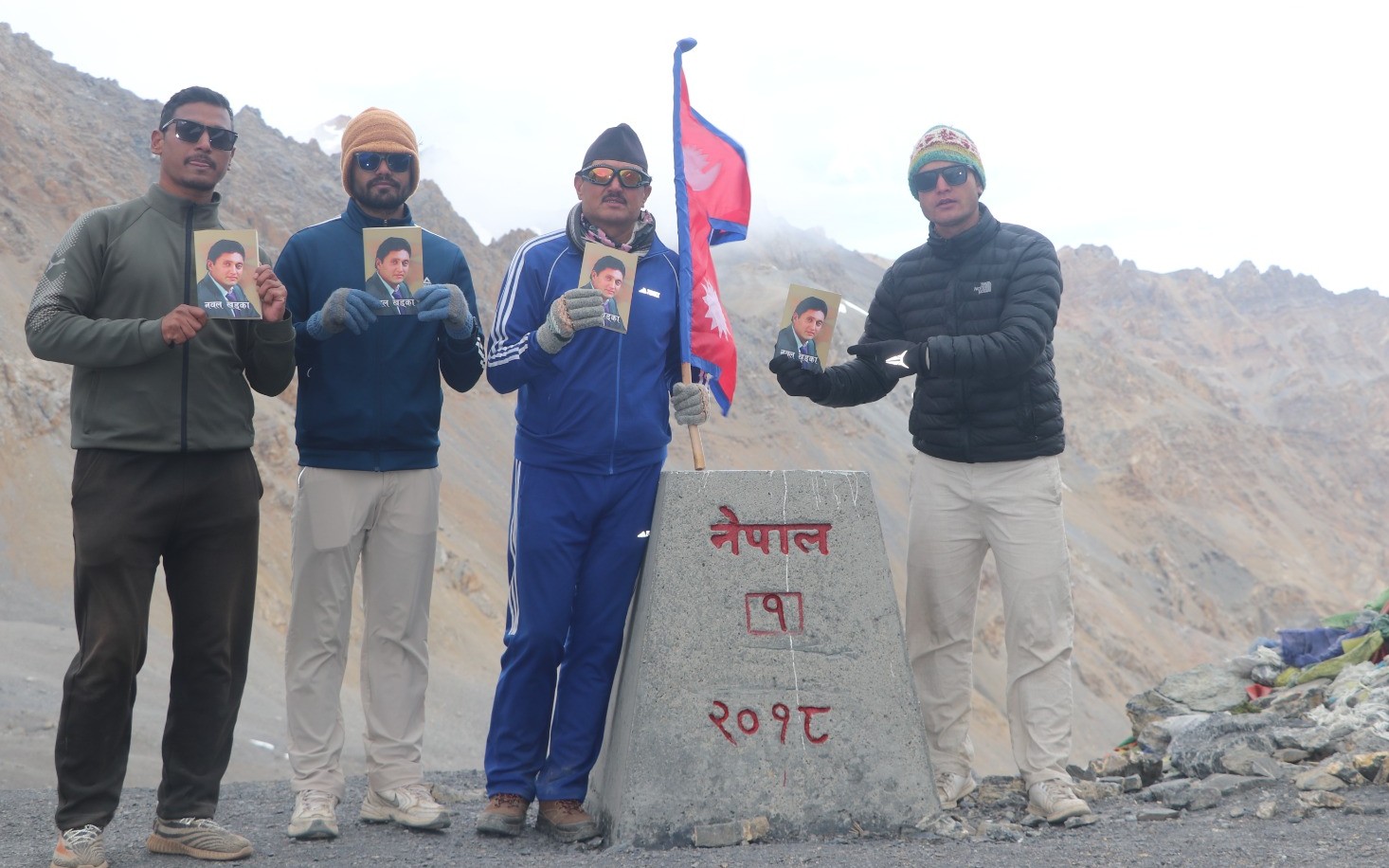 ‘नवल खड्का’ पुस्तक बजारमा 